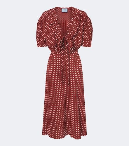 Robe midi en soie à pois et volants - Prada - Modalova