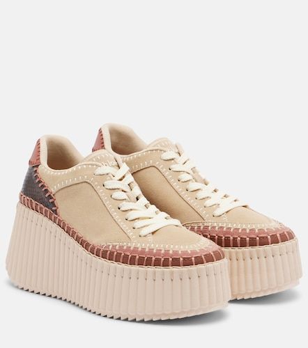 Chloé Baskets compensées Nama en daim - Chloe - Modalova