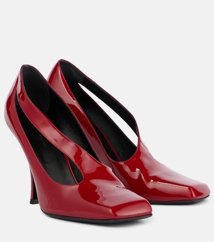 Escarpins Eva 100 en cuir verni - Khaite - Modalova