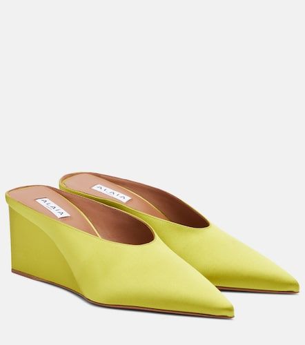 Alaïa Mules compensées Cube en satin - Alaia - Modalova