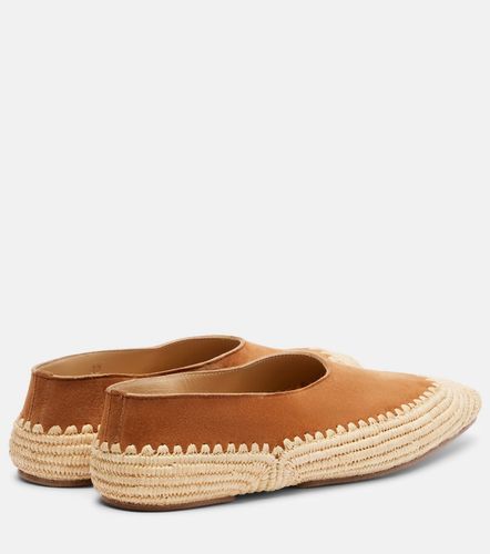 Chaussures plates en daim et raphia - Gabriela Hearst - Modalova