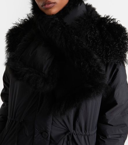 Écharpe doudoune réversible en shearling - Yves Salomon - Modalova
