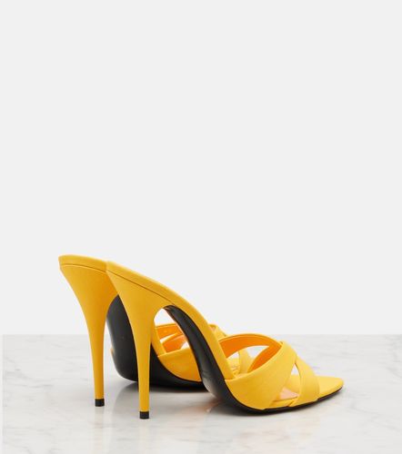Mules Kirat en crêpe de satin - Saint Laurent - Modalova