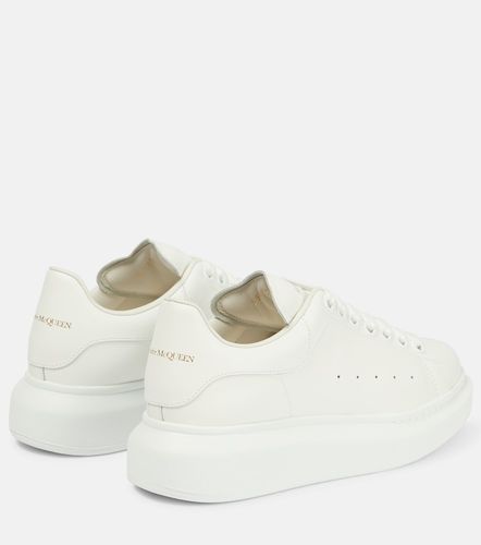 McQueen Baskets Oversized en cuir - McQueen - Modalova
