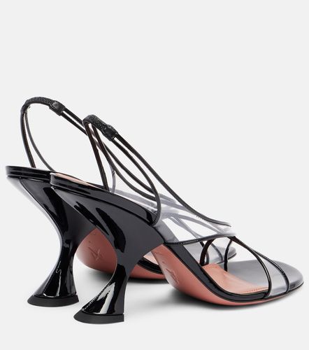 Sandales Lena 90 en PVC et cuir verni - Amina Muaddi - Modalova