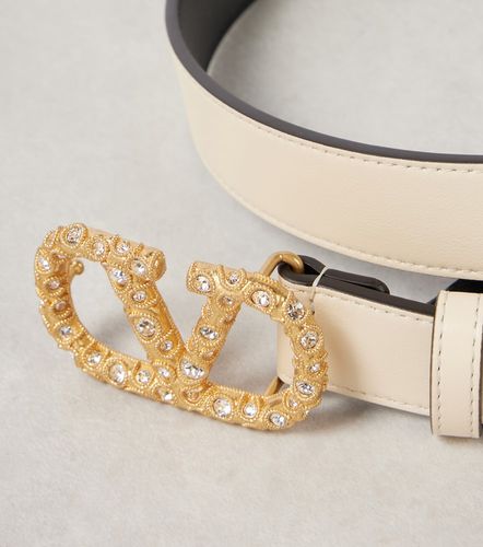 Ceinture VLogo Signature en cuir à ornements - Valentino Garavani - Modalova