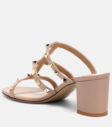 Mules Rockstud en cuir - Valentino Garavani - Modalova