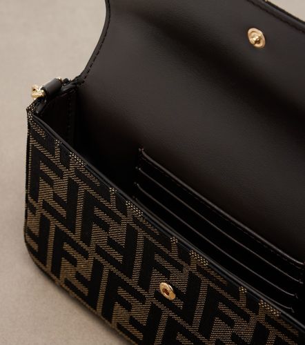 Portefeuille à chaîne FF Mini en toile - Fendi - Modalova