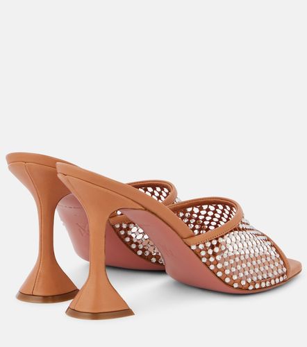 Mules Lupita 95 à ornements - Amina Muaddi - Modalova