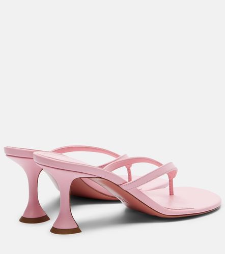 Amina Muaddi Mules Juliette en cuir - Amina Muaddi - Modalova