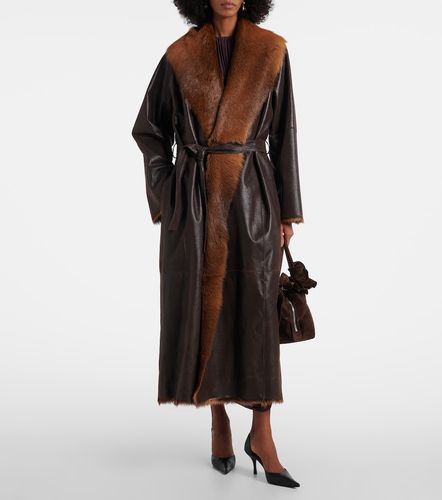 Manteau en cuir et shearling - Magda Butrym - Modalova