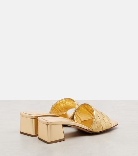 Mules Parco en cuir Intrecciato métallisé - Bottega Veneta - Modalova