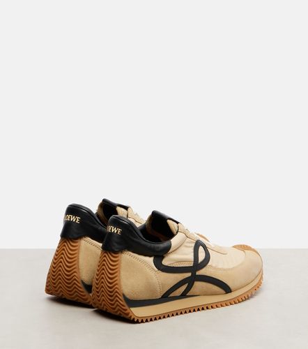 Loewe Baskets Flow Runner en daim - Loewe - Modalova