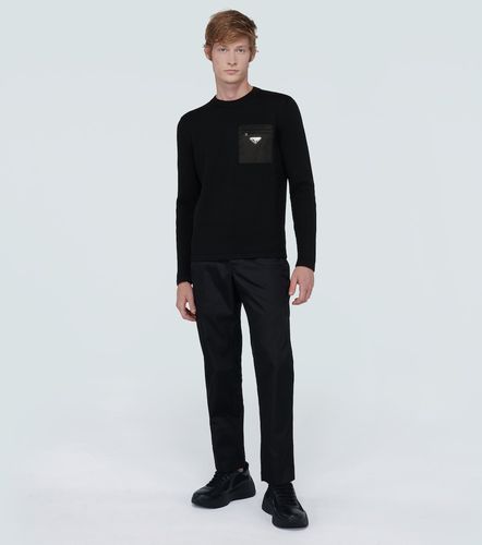 Pull en laine avec poche en nylon - Prada - Modalova
