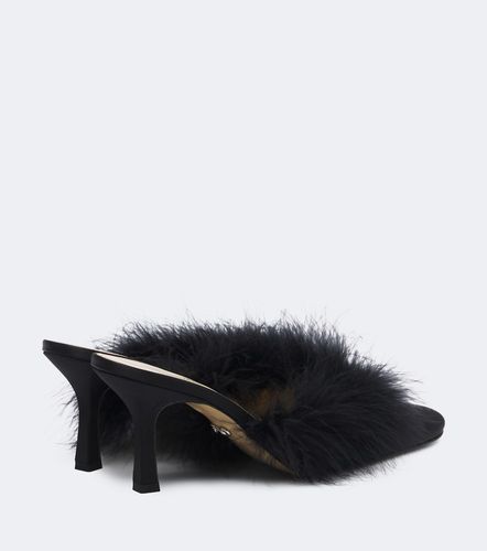 Mules Carolyn en satin à plumes - Mach & Mach - Modalova