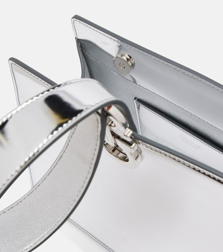 Pochette Gancini Small en cuir métallisé - Ferragamo - Modalova