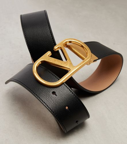 Ceinture VLogo 40 mm réversible en cuir - Valentino Garavani - Modalova