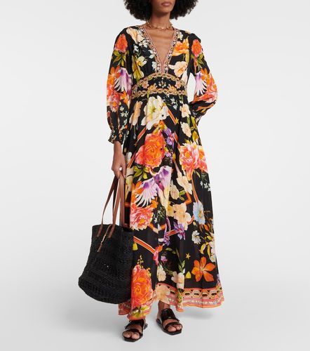 Robe longue en soie à ornements - Camilla - Modalova