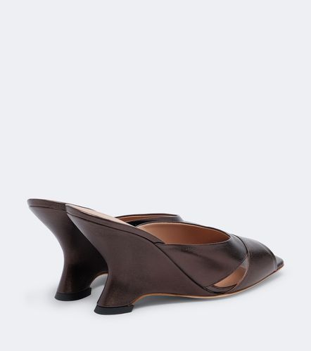 Mules compensées Lourdes en cuir métallisé - Malone Souliers - Modalova