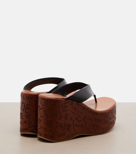 Chloé Mules compensées Maxime en cuir - Chloe - Modalova