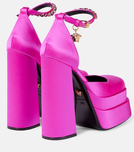 Escarpins à plateau Medusa Aevitas en satin - Versace - Modalova