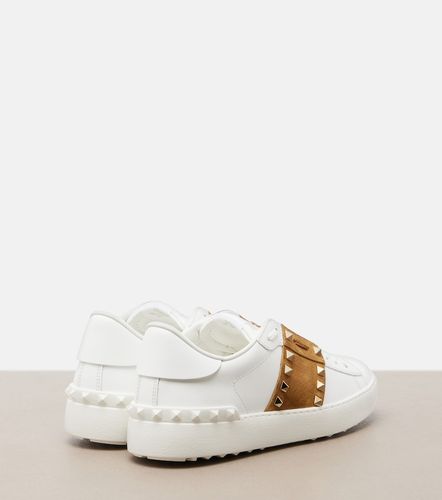 Baskets Rockstud en cuir et daim - Valentino Garavani - Modalova
