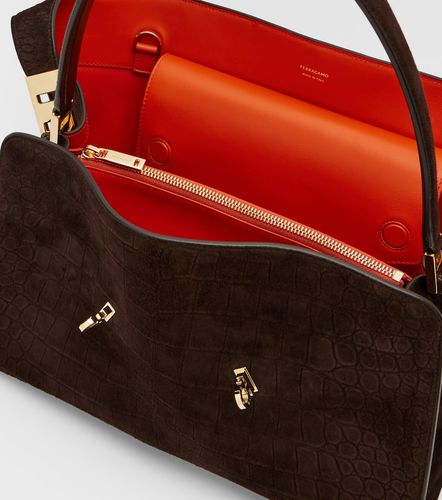 Ferragamo Sac Hug Small en daim - Ferragamo - Modalova