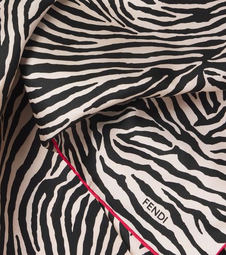 Fendi Foulard en soie à imprimé - Fendi - Modalova