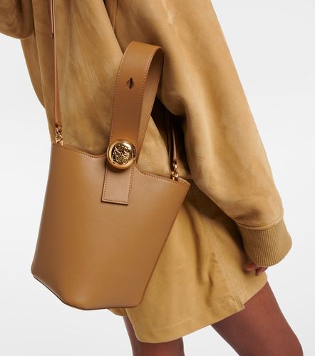 Loewe Sac seau Pebble Mini en cuir - Loewe - Modalova