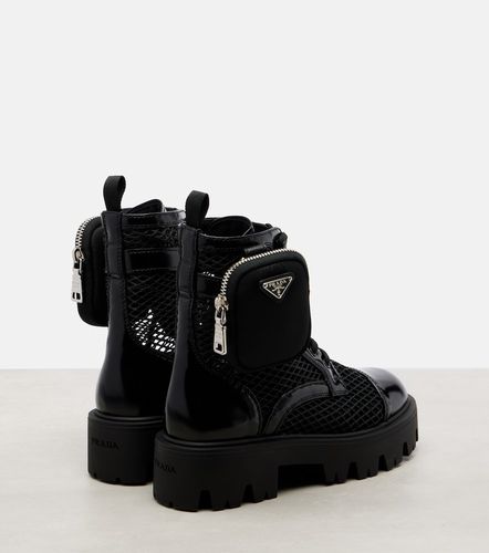 Bottines en résille et en cuir - Prada - Modalova