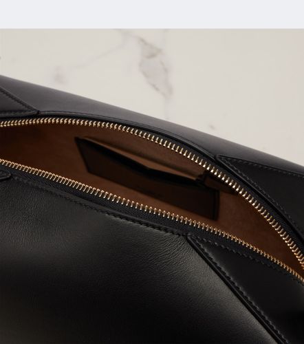 Alaïa Sac porté épaule Le Bouledogue Medium en cuir - Alaia - Modalova