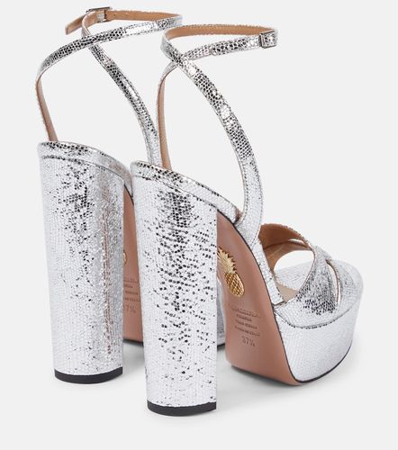 Sandales à plateau Sinner en cuir embossé - Aquazzura - Modalova