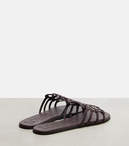 Loewe Mules Petal Anagram en cuir - Loewe - Modalova