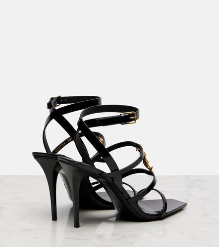 Sandales Cassandra 90 en cuir verni - Saint Laurent - Modalova