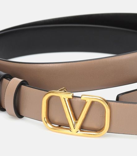 Ceinture VLogo Signature 20 réversible en cuir - Valentino Garavani - Modalova
