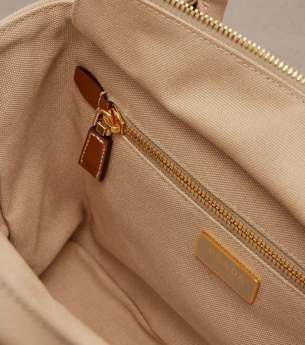 Cabas Medium en osier et toile - Prada - Modalova