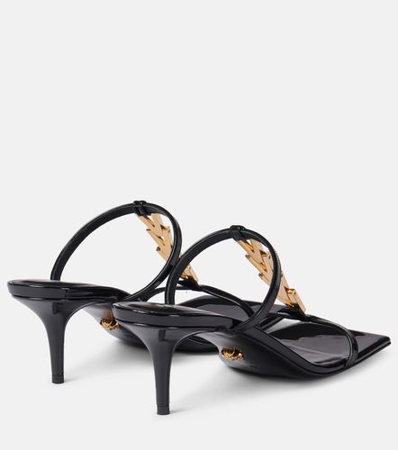 Versace Mules 40 en cuir verni - Versace - Modalova