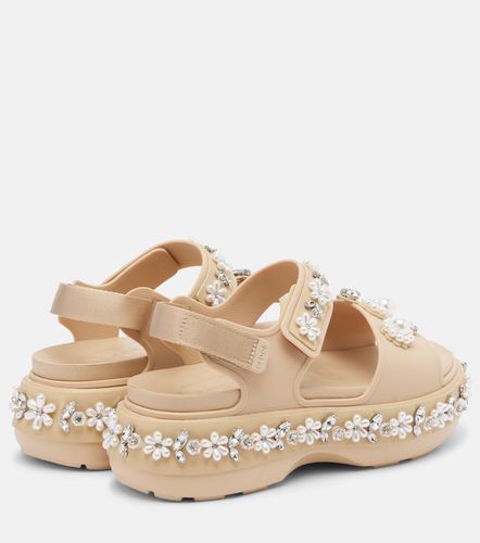 X Crocs Sandales compensées à ornements - Simone Rocha - Modalova