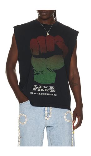 T-SHIRT en . Taille S. Also en M, L, XL/1X - Barriers Worldwide - Modalova