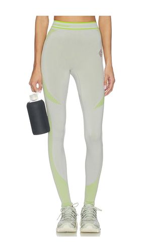 LEGGINGS SEAMLESS en . Taille S/M. Also en L/XL - Casablanca - Modalova