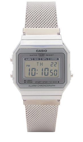 Casio MONTRE in Metallic Silver - Casio - Modalova