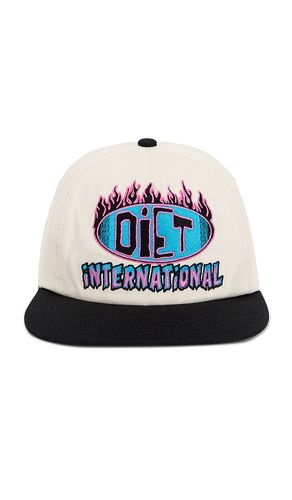 CHAPEAU INTL FLAME en - Diet Starts Monday - Modalova