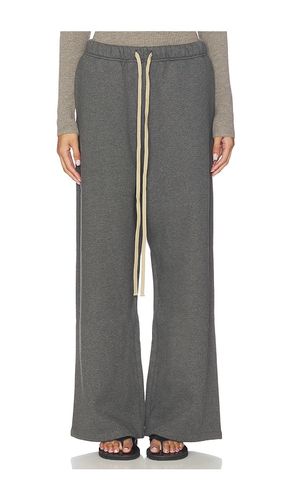 PANTALON SWEAT LOUNGE en . Taille M. Also en S, XS - Fear of God ESSENTIALS - Modalova