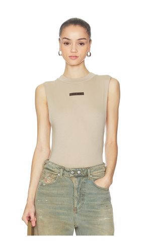 BODY en . Taille S. Also en M - Fear of God ESSENTIALS - Modalova