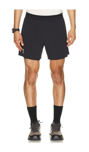SHORT PERFORMANCE en . Taille L. Also en M, S, XL/1X, XS, XXL/2X - On - Modalova