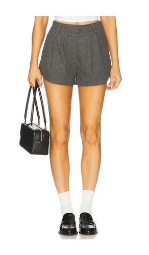 Halle Short en . Taille S. Also en M, L - OSIS STUDIO - Modalova