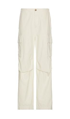 PANTALON CARGO en . Taille 46. Also en 52 - Palmes - Modalova