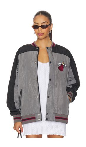 X REVOLVE Miami Heat Double Yoke Bomber en . Taille S. Also en XS, XXS - Terez - Modalova