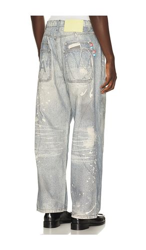 Trompe L'oeil Jeans en . Taille XS. Also en S, M, L, XL/1X - VANDYTHEPINK - Modalova