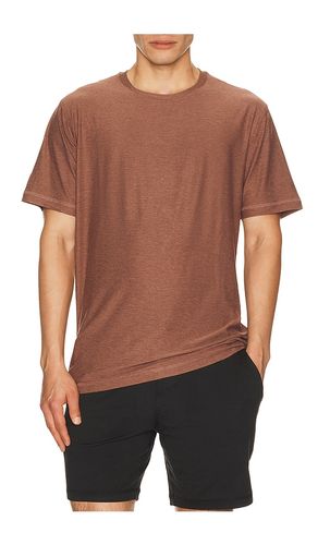 T-SHIRT STRATO en . Taille L. Also en M, S, XL/1X, XXL/2X - Vuori - Modalova